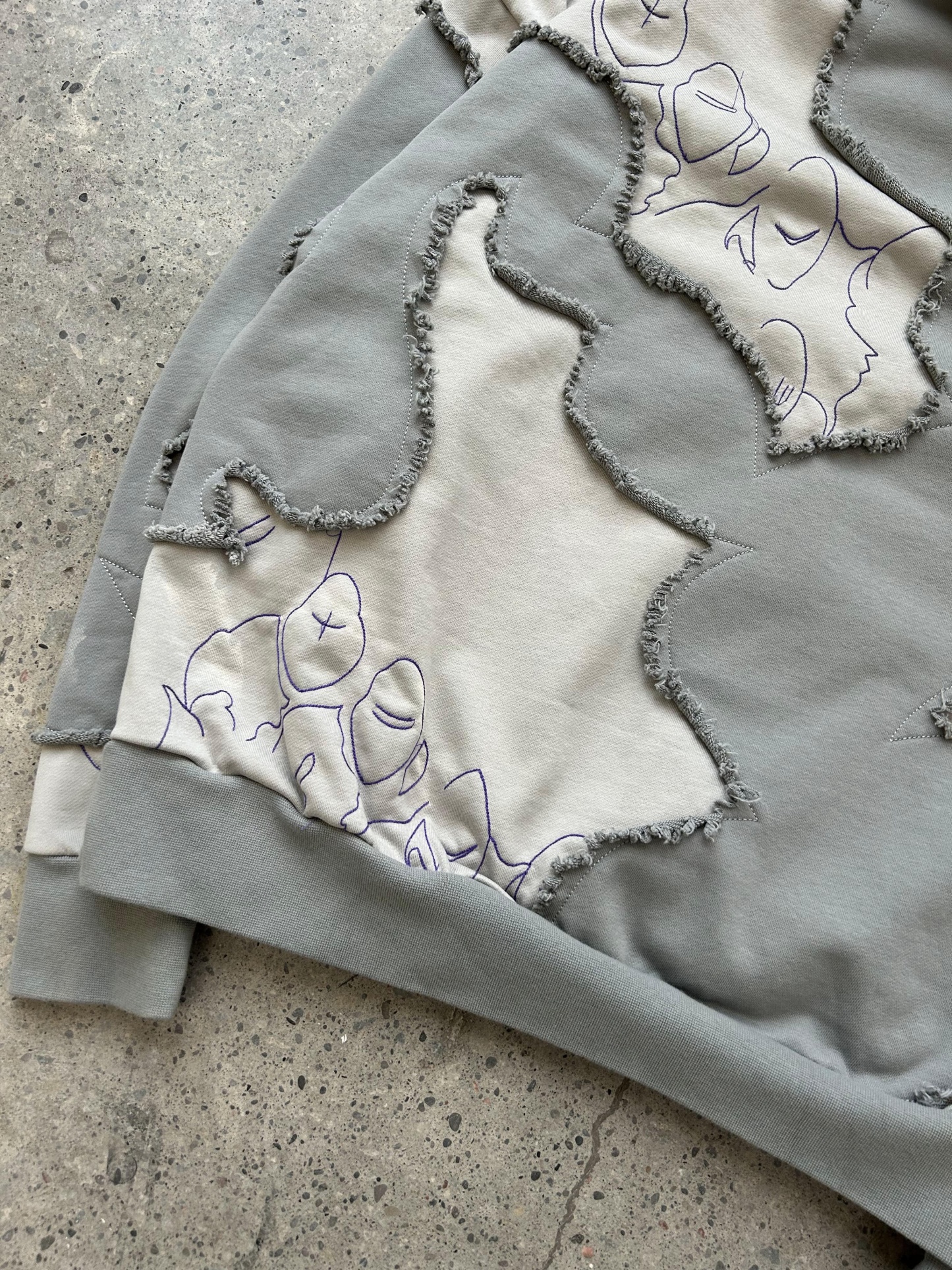 "LEVEL UP" Hoodie Grey-IYAMIUIO