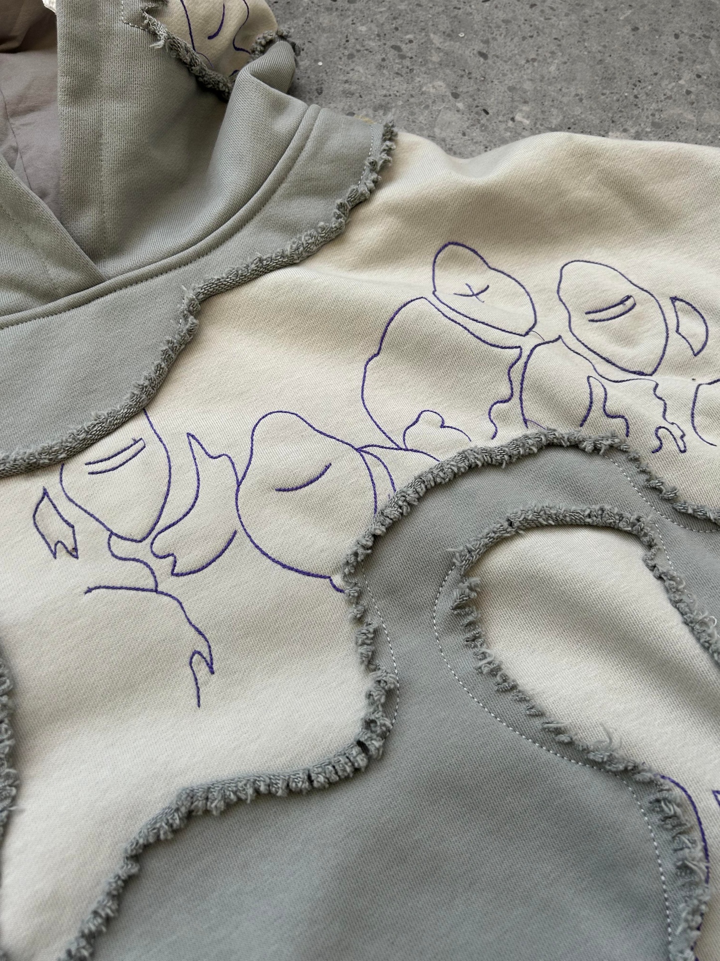 "LEVEL UP" Hoodie Grey-IYAMIUIO