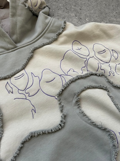 "LEVEL UP" Hoodie Grey-IYAMIUIO