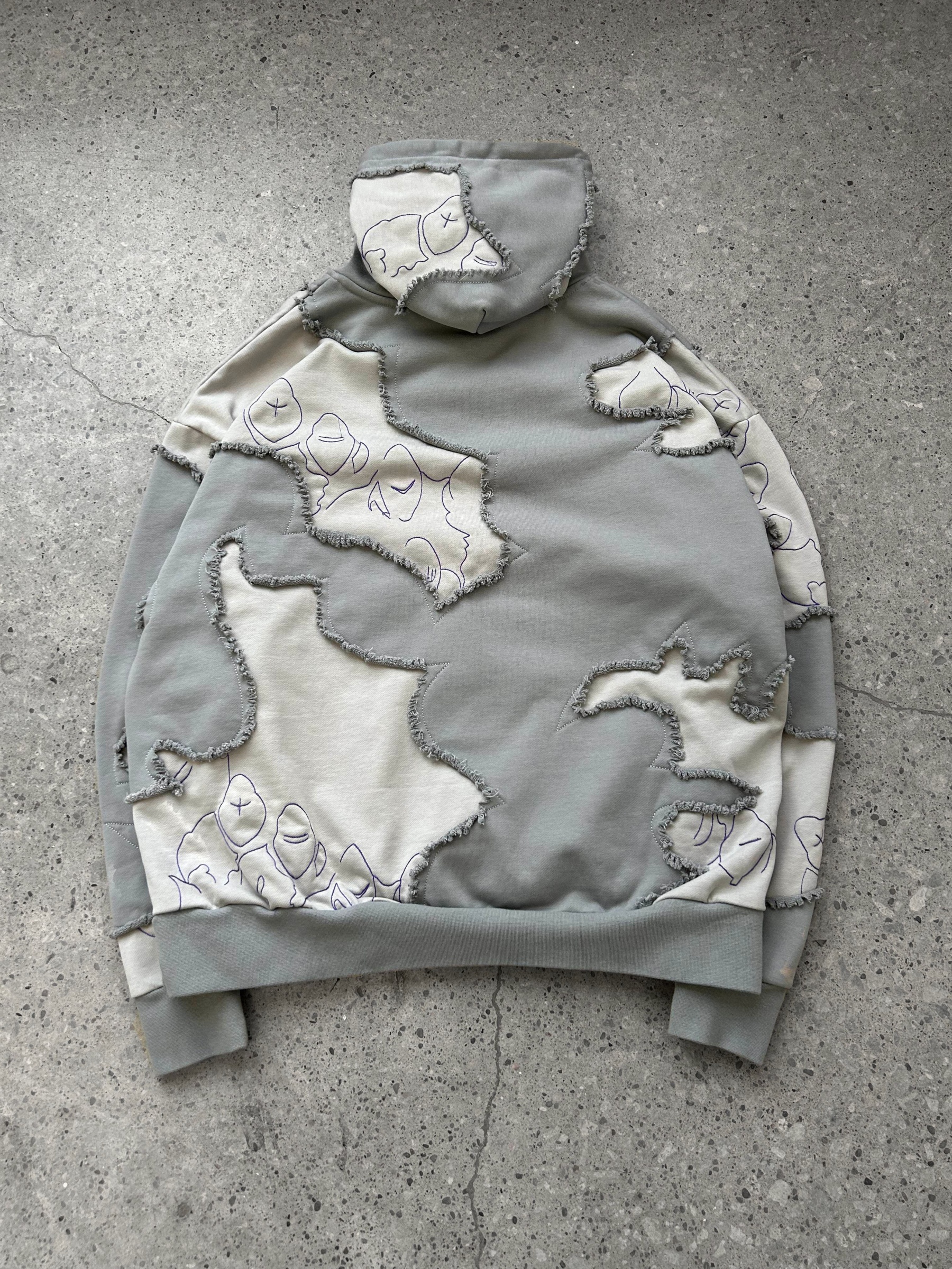 "LEVEL UP" Hoodie Grey-IYAMIUIO