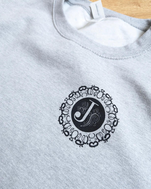 Menacing Sweater-IYAMIUIO