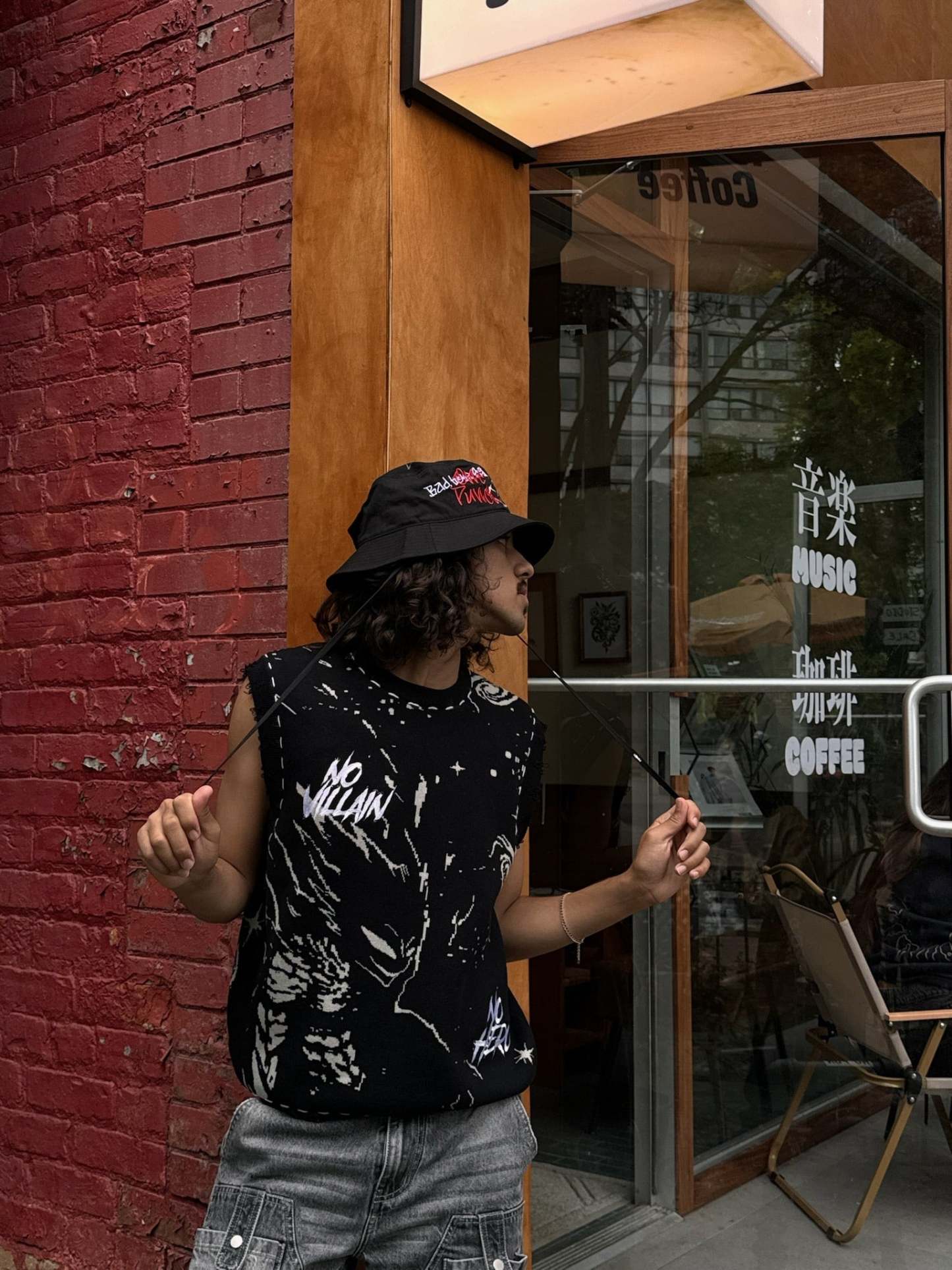 "Main Villain" Knit Vest-IYAMIUIO