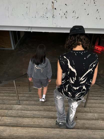 "Main Villain" Knit Vest-IYAMIUIO