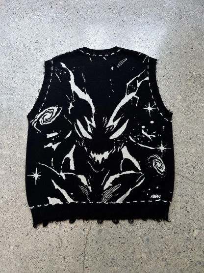 "Main Villain" Knit Vest-IYAMIUIO