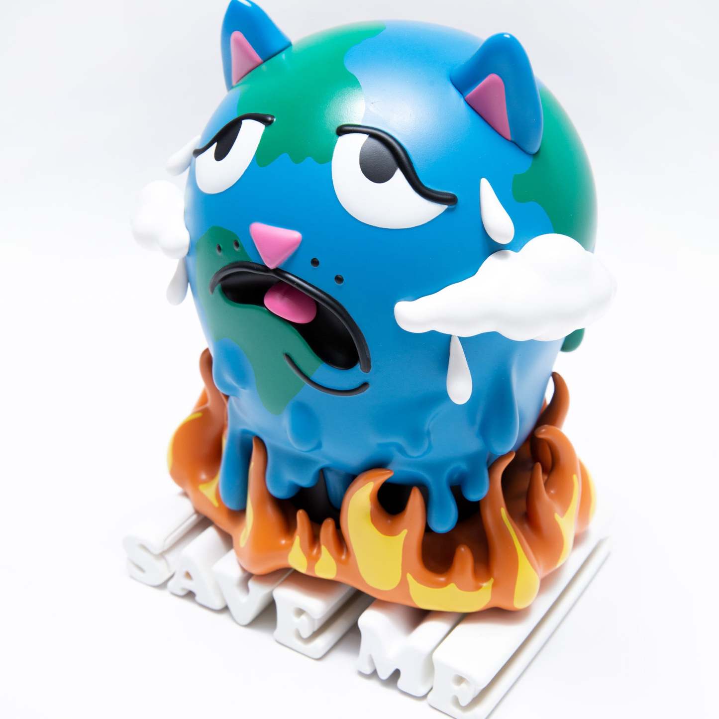 Save Me Vinyl Figure-IYAMIUIO