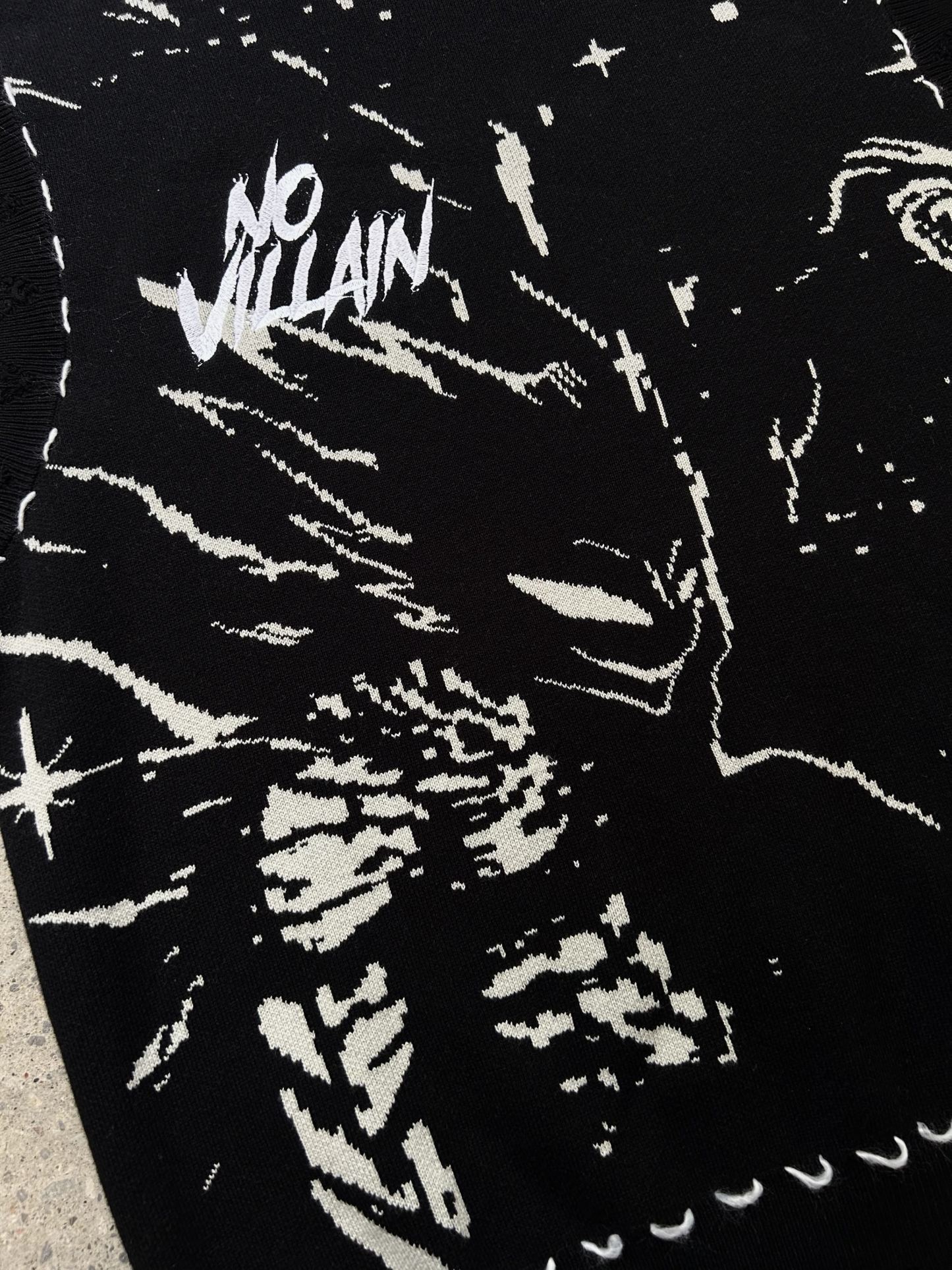 "Main Villain" Knit Vest-IYAMIUIO