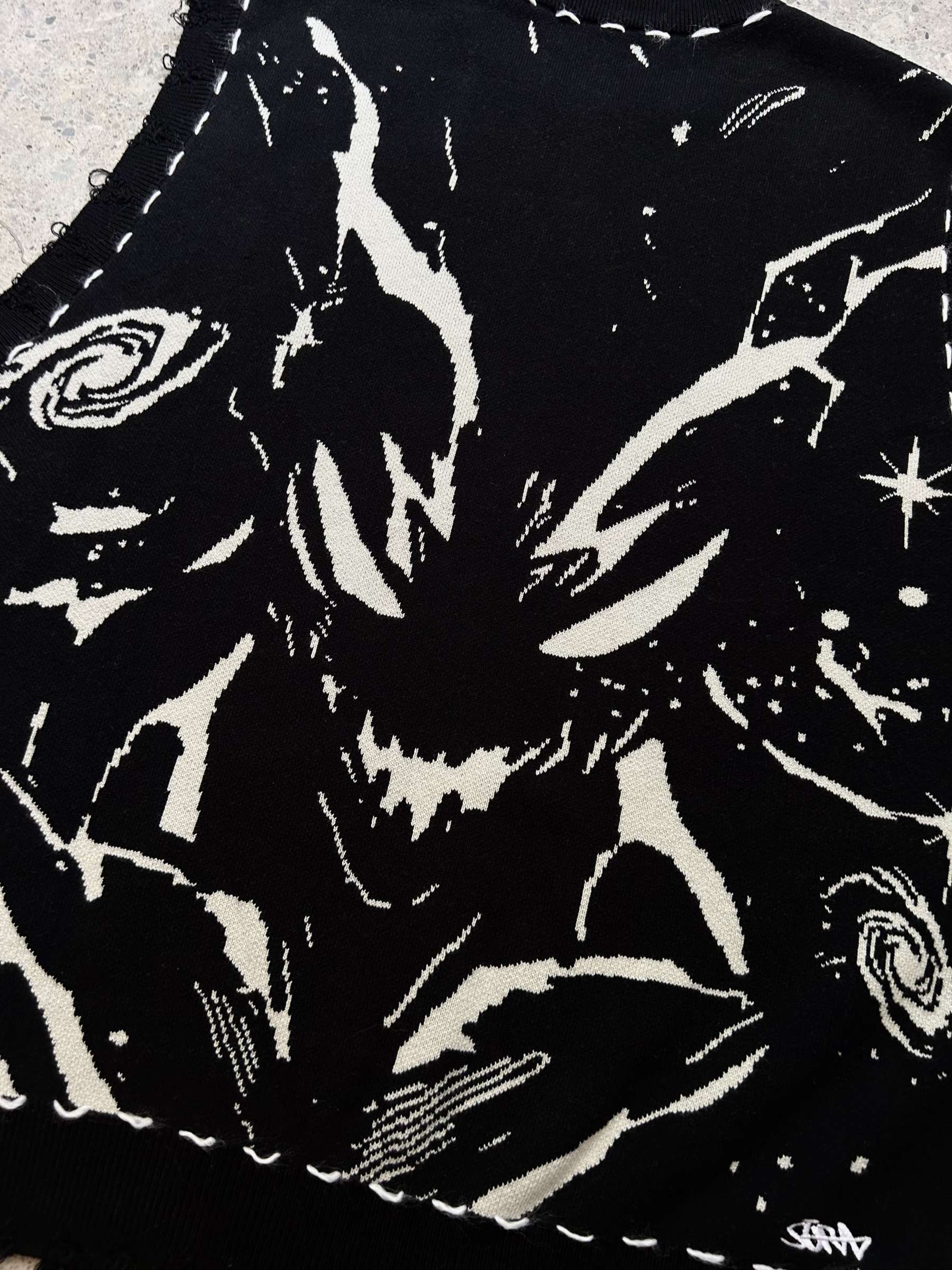 "Main Villain" Knit Vest-IYAMIUIO