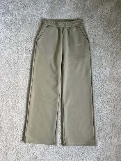 Signature Wide Leg Sweatpants in Limestone-IYAMIUIO