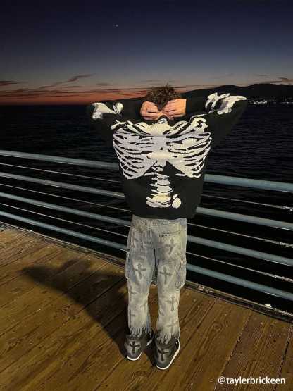 Aelfric Eden Skeleton Pattern Knit Sweater-IYAMIUIO