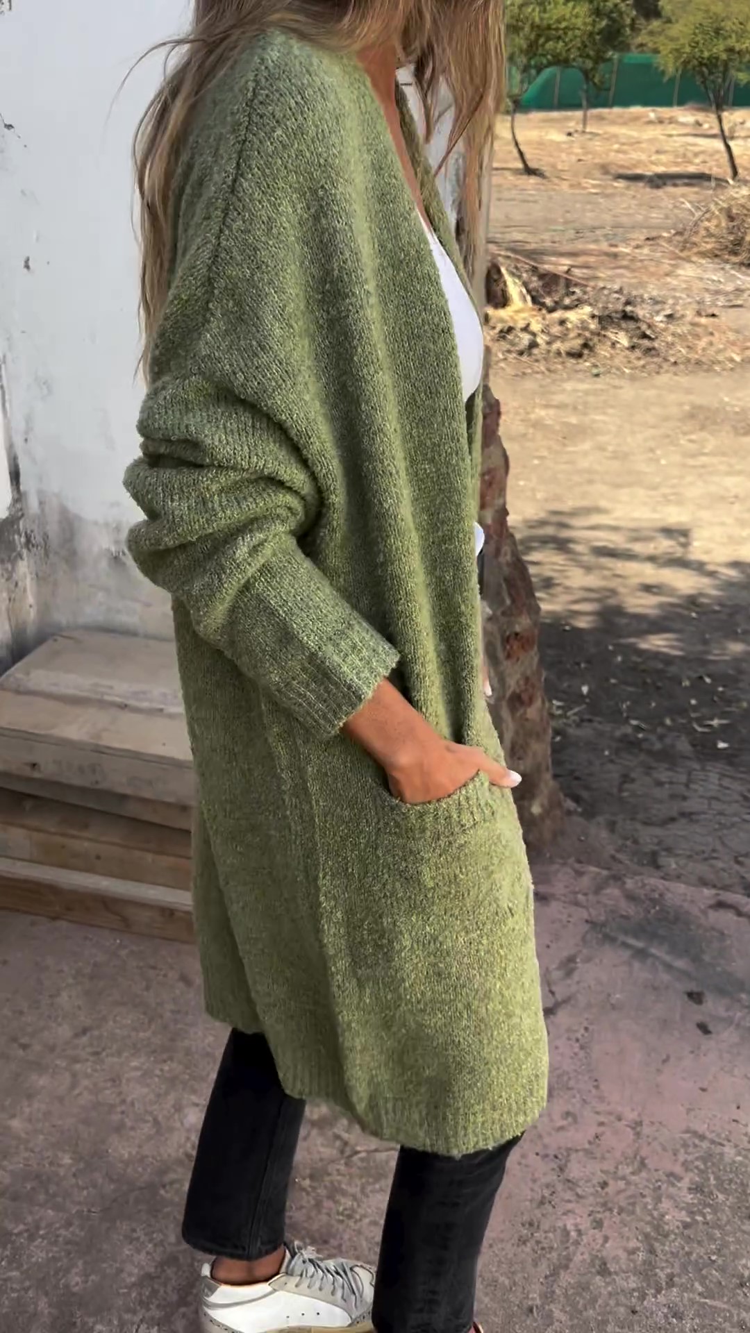 Women's Casual Knit Pocket Oversized Sweater Cardigan