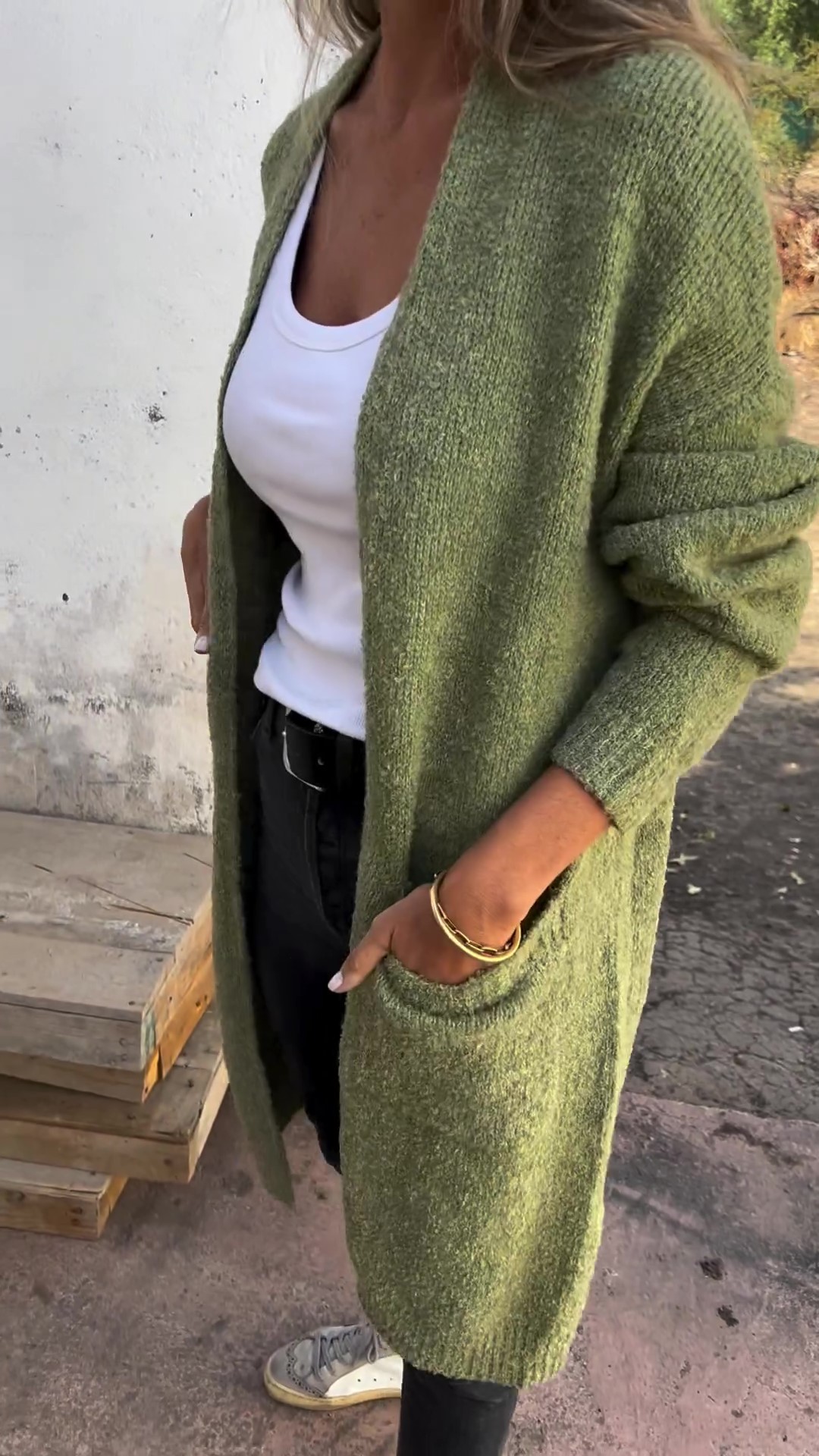 Women's Casual Knit Pocket Oversized Sweater Cardigan