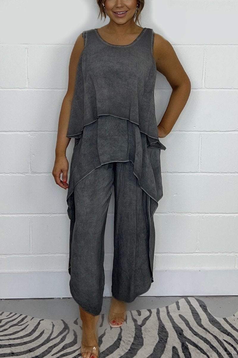 Women Casual sleeveless loose top and pants suit