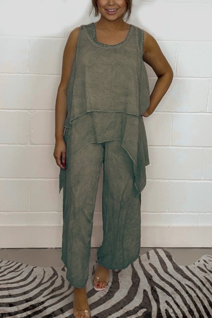 Women Casual sleeveless loose top and pants suit