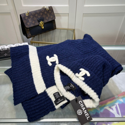 CC BEANIE HAT AND SCARF BLUE SET