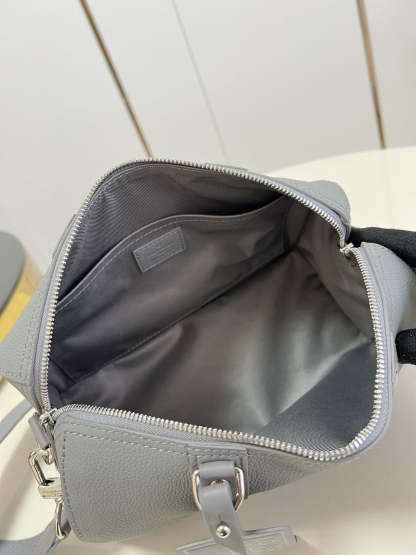 LV City Keepall Aerogram Grey For Men, Bags, Shoulder And Crossbody Bags 10.6in/27cm LV M59328