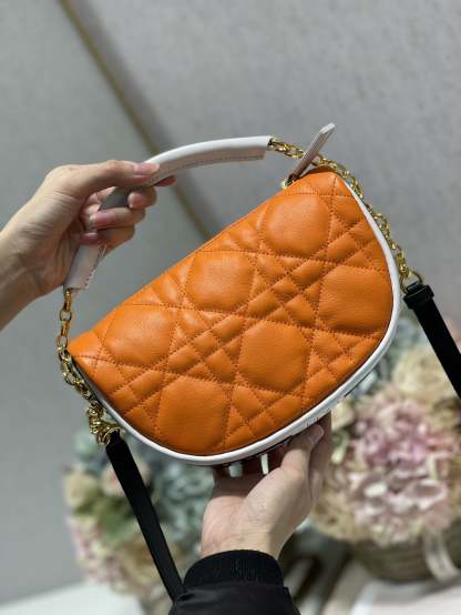 DI Small Vibe Hobo Bag Fluorescent Orange Macrocannage, Orange Handbags, Crossbody Bags, 20cm CD M7200ODDO_M057