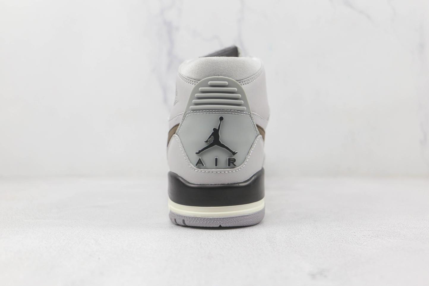 Designer Air Jordan Legacy AT4040 002
