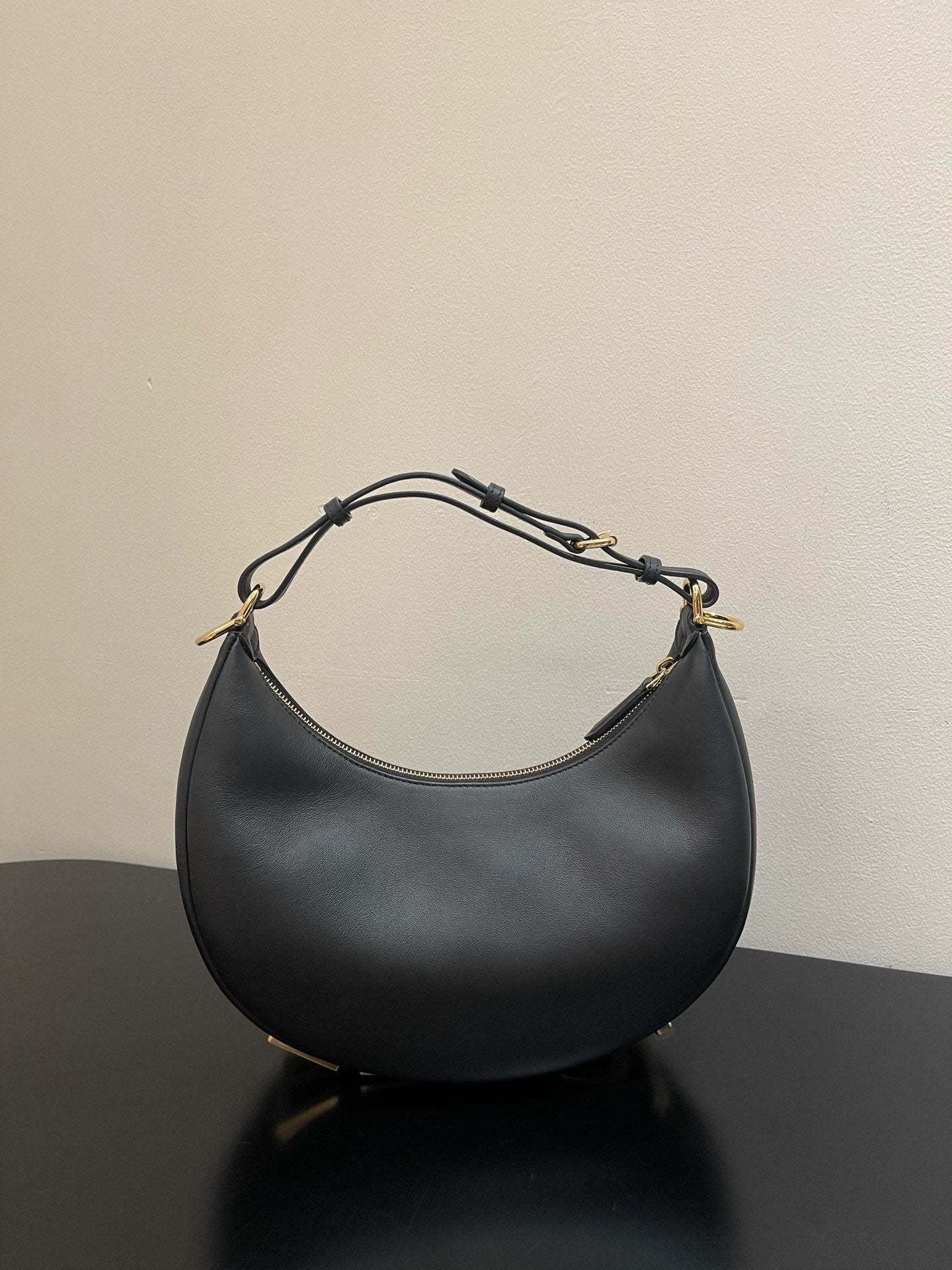 FI FIgraphy Small Black For Women, Women&#8217;s Handbags, Shoulder Bags 11.4in/29cm  8BR798A5DYF1HEJ