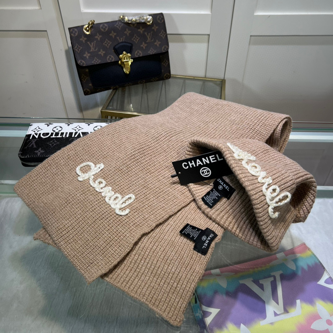 CC BEANIE HAT AND SCARF BROWN WOOL SET