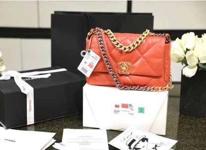 CHL 19 Handbag 26cm Red For Women AS1160
