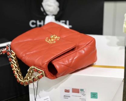 CHL 19 Handbag 26cm Red For Women AS1160
