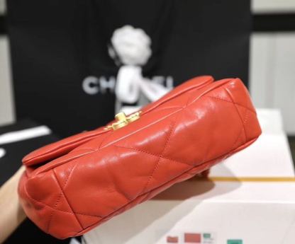 CHL 19 Handbag 26cm Red For Women AS1160