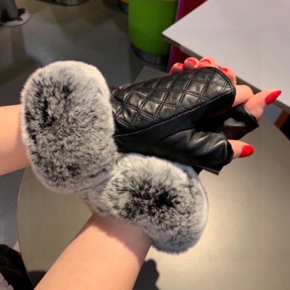 CC GLOVES FUR IN BLACK