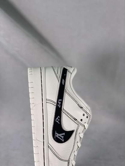 Designer Dunk SB Low x LV DD1391 106