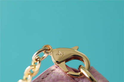 LV Pochette Felicie Monogram Empreinte Rose Poudre Pink For Women,  Shoulder And Crossbody Bags 21cm/8.3in LV M67856