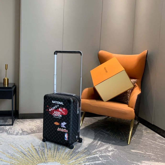LV Horizon 55 Monogram Empreinte Black Of The LVxNBA SEASON 2 Collection For Men, LuGucciage 21.7in/55cm LV M20450
