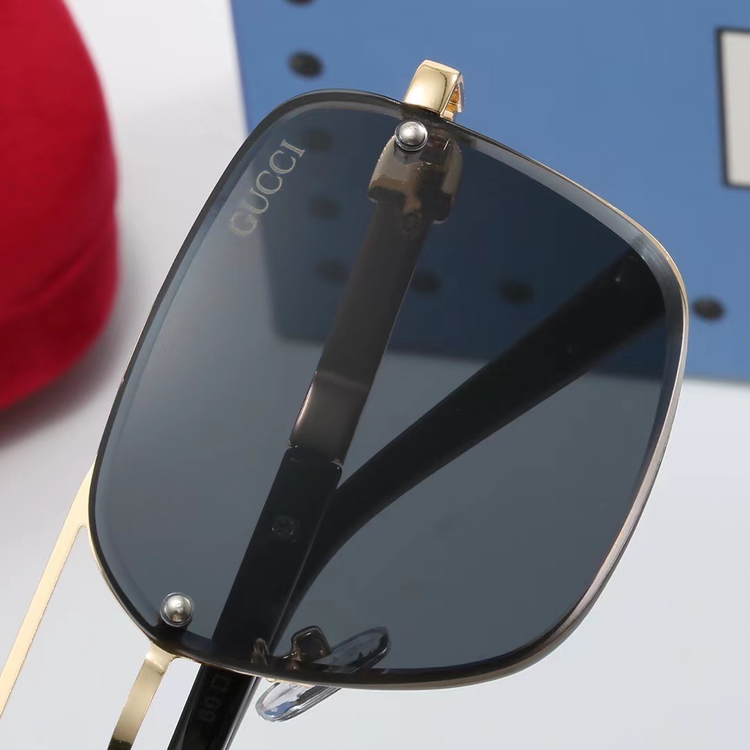 GG SQUARE GRADIENT VINTAGE GOLD METAL SUNGLASSES BLACK