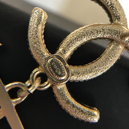 CC HEART EARRINGS