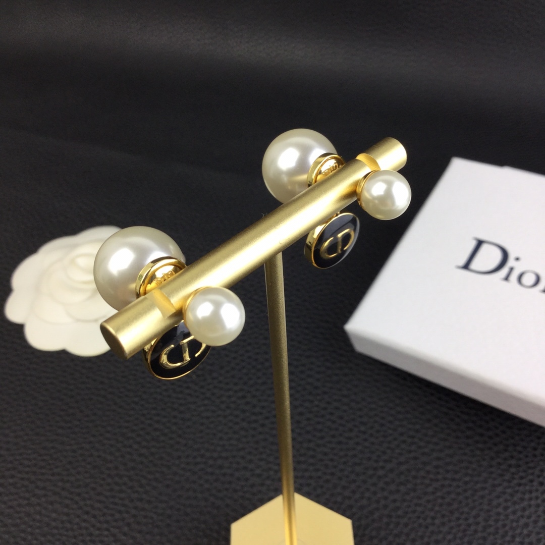DOR EARRINGS