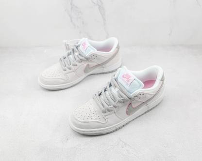 Designer SB Zoom Dunk Low Pro IW