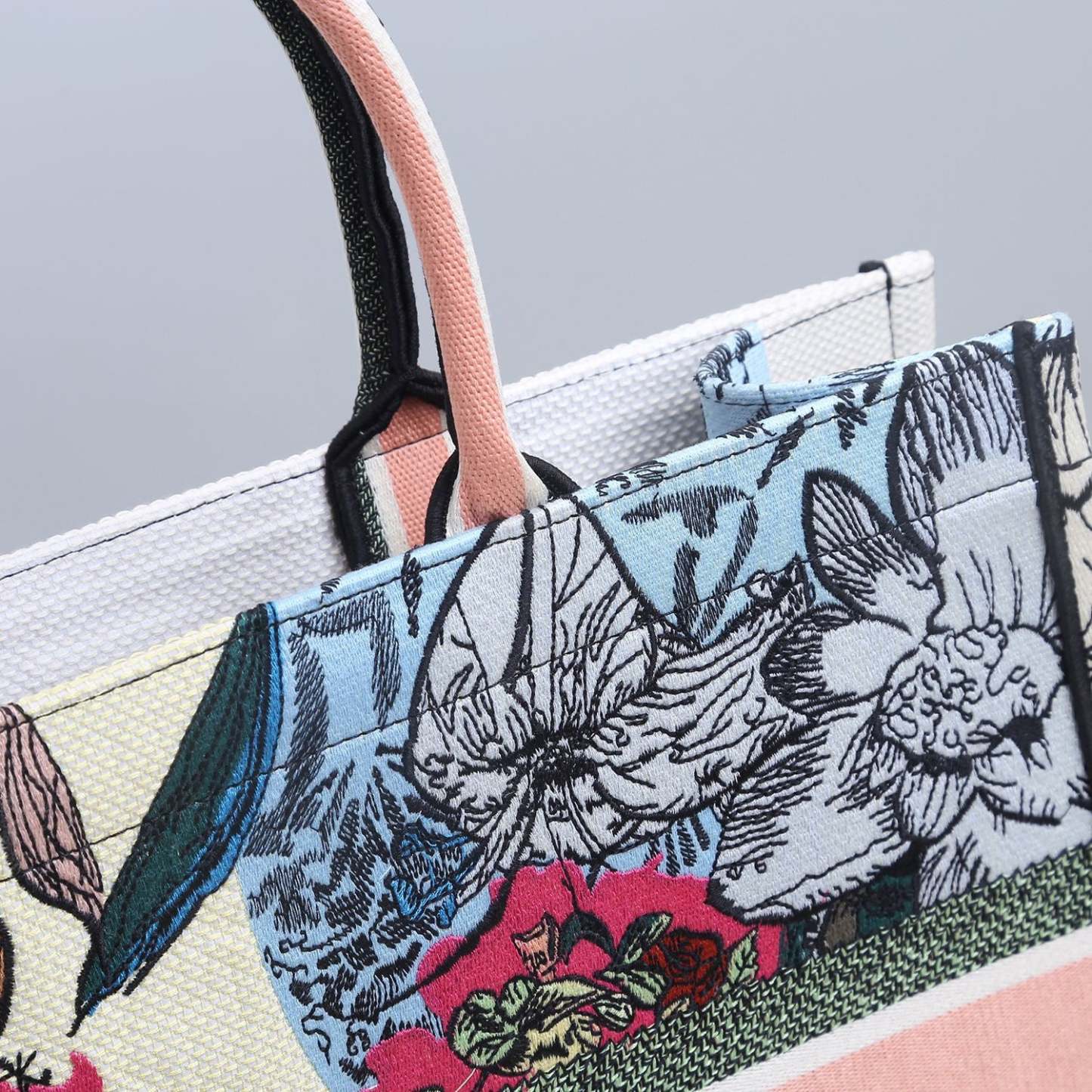 DI Large Book Tote Multicolor, For Women, Women’s Handbags 16.5in/42cm CD