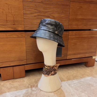 LV MONOGRAM LEATHER BUCKER HAT BLACK