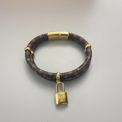 LV KEEP IT TWICE BRACELET M8109E