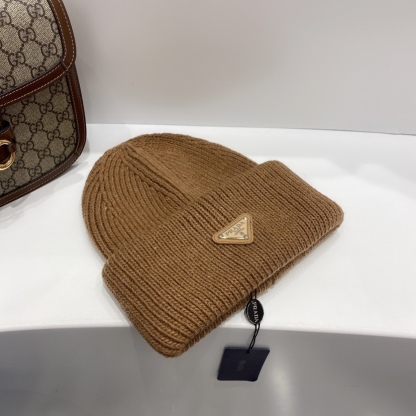 PD WOOL AND CASHMERE BEANIE SLIVER BROWN