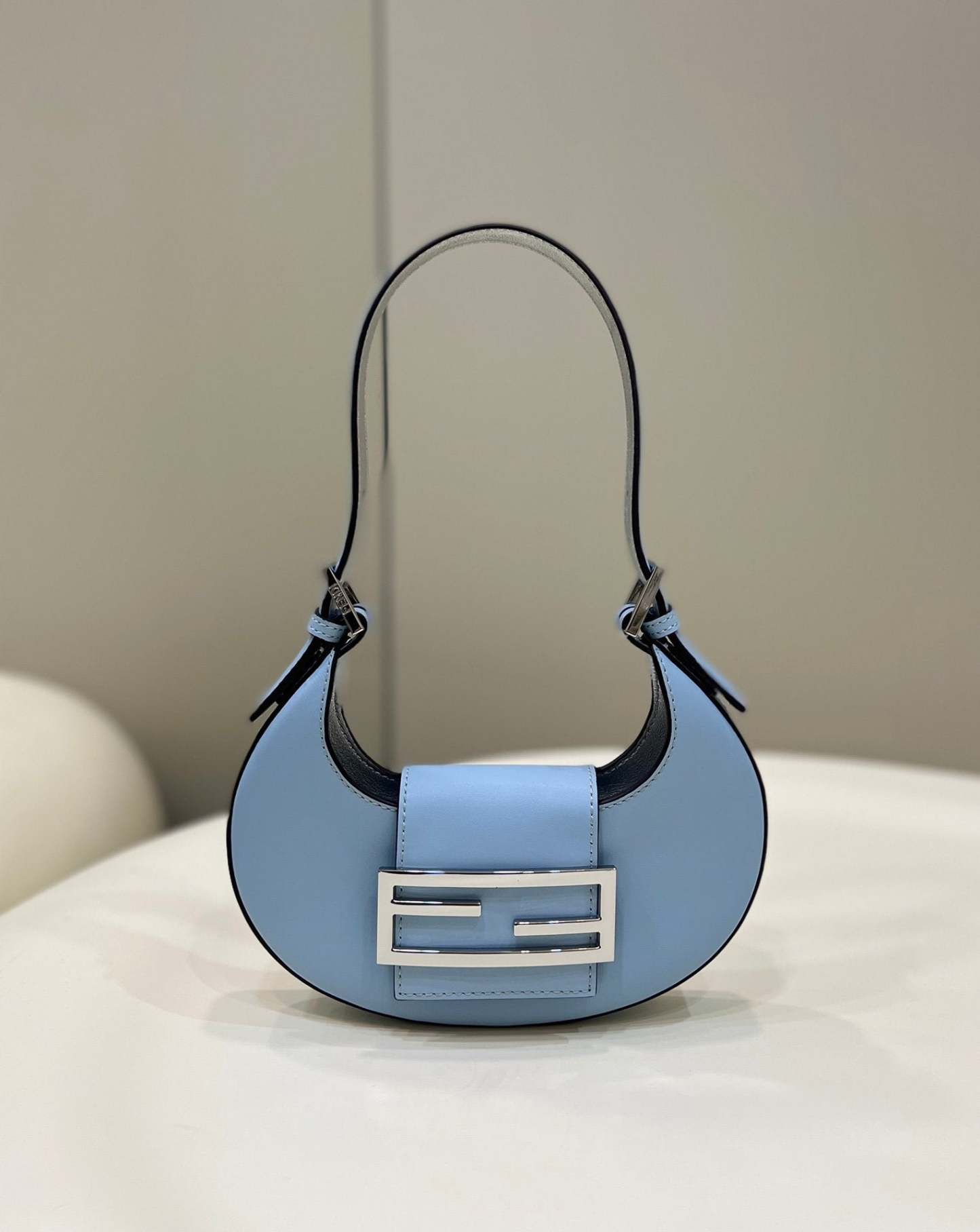 FI Cookie White For Women, Women&#8217;s Handbags, Shoulder Bags 7.4in/19cm FF 8BS065AAIWF1HBK
