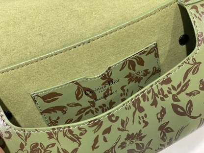 DI Bobby East-West Bag Green, For Women, Women’s Handbags 8.5in/21cm CD
