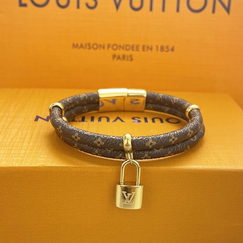 LV KEEP IT TWICE BRACELET M8109E