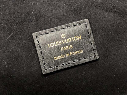 LV Pochette Metis Monogram Empreinte Black For Spring,  Shoulder And Crossbody Bags 9.8in/25cm LV M46028