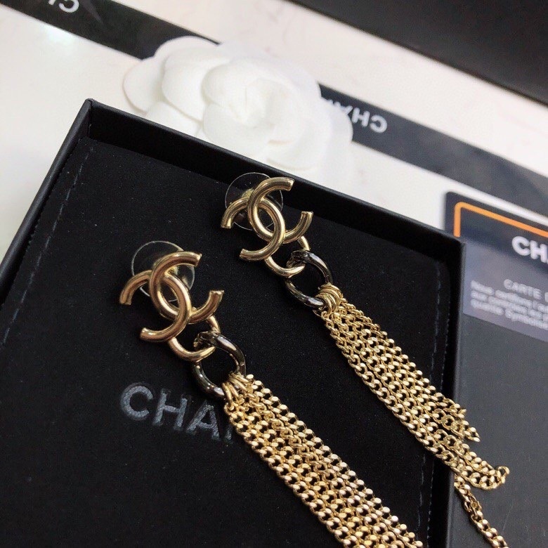 CC CC DROP GOLD EARRINGS