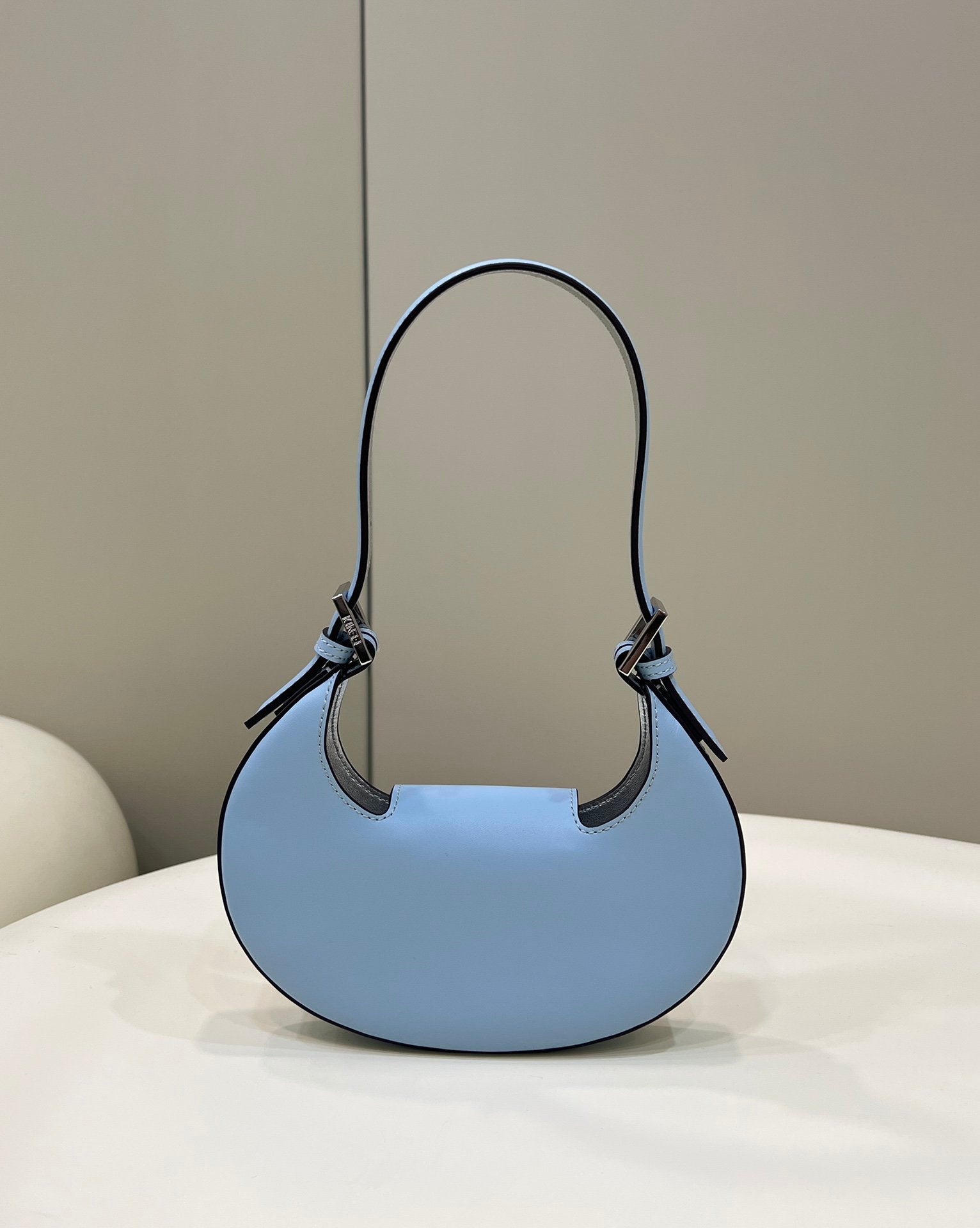 FI Cookie White For Women, Women&#8217;s Handbags, Shoulder Bags 7.4in/19cm FF 8BS065AAIWF1HBK