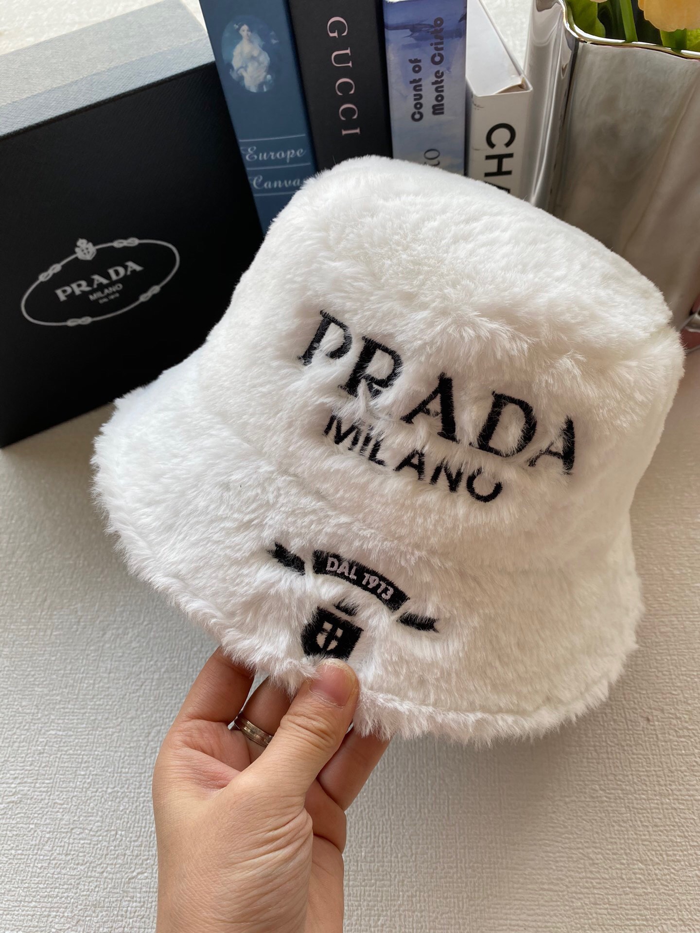 PD BUCKET HATS WIDE-BRIMMED HATS WHITE