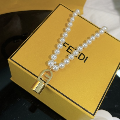 FD LOCK PEAR NECKLACE