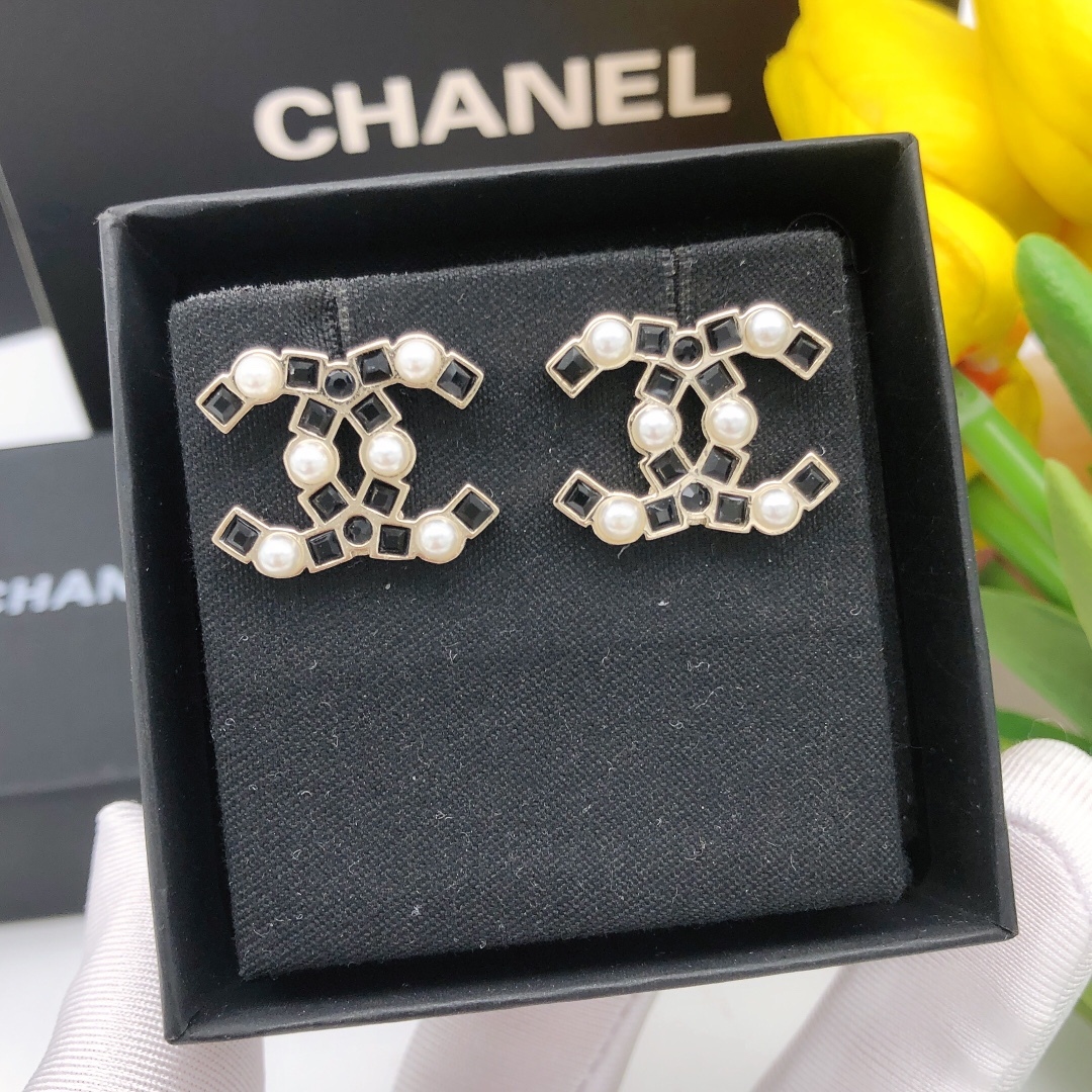 CC CC EARRINGS