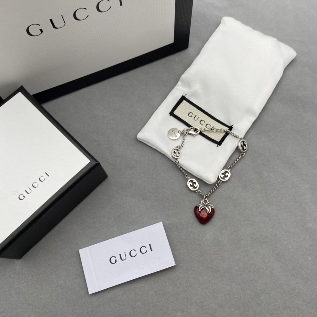 GG GG STRAWBERRY SILVER CHARM BRACELET