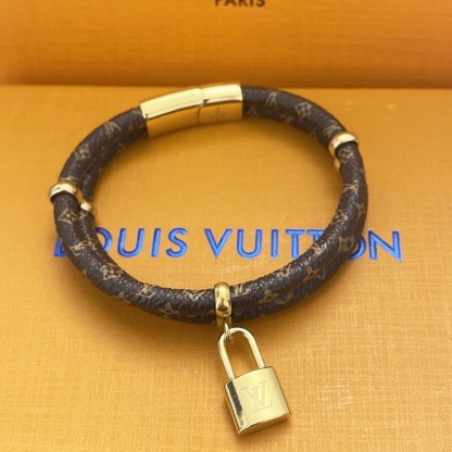 LV KEEP IT TWICE BRACELET M8109E
