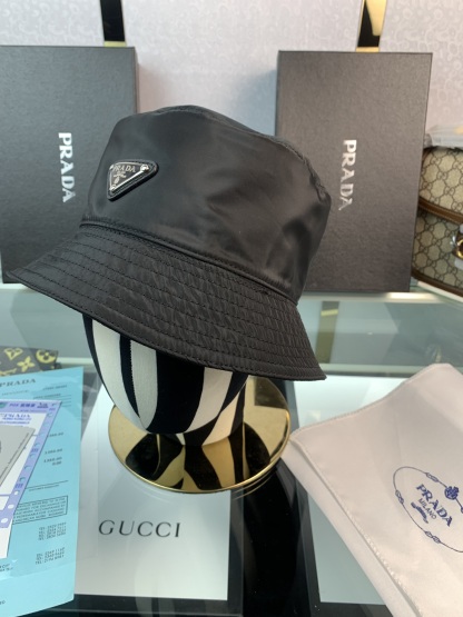 PD RE NYLON BUCKET HAT SLIVER BLACK